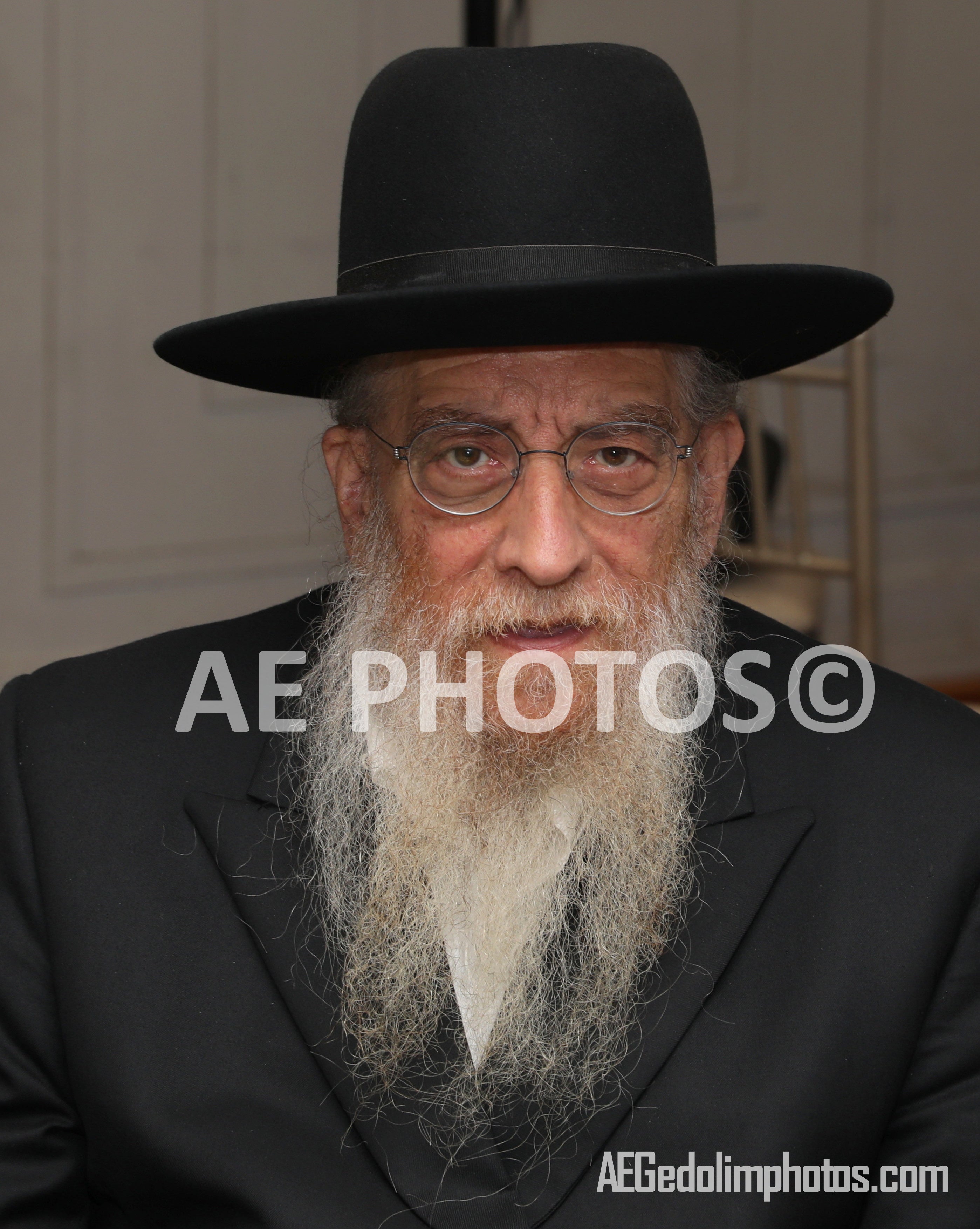 Rabbi Chaim Yisrael Weinfeld (Rav of Khal Lev Avrohom)