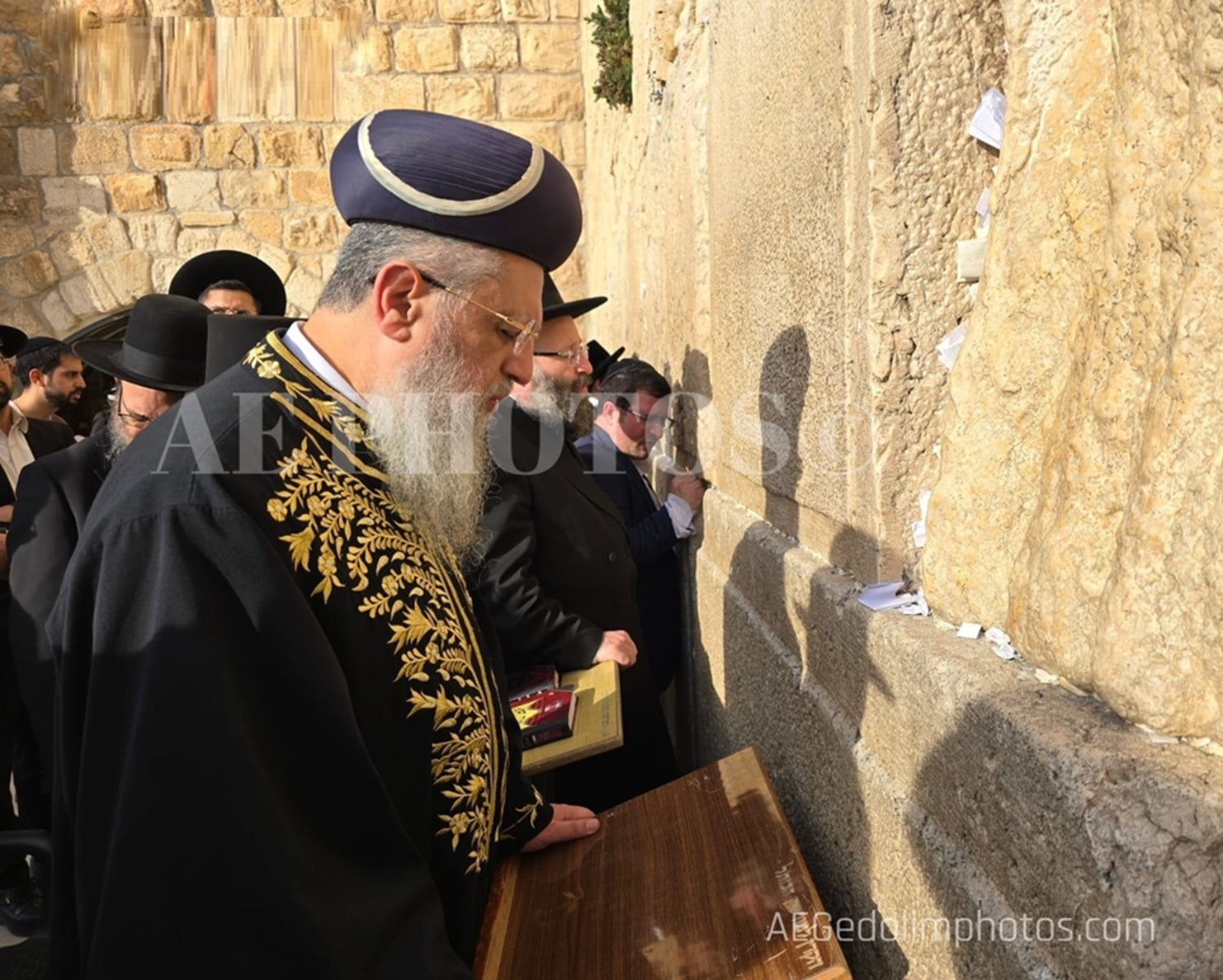 Rav David Yosef visiting the Kotel on the day of inauguration