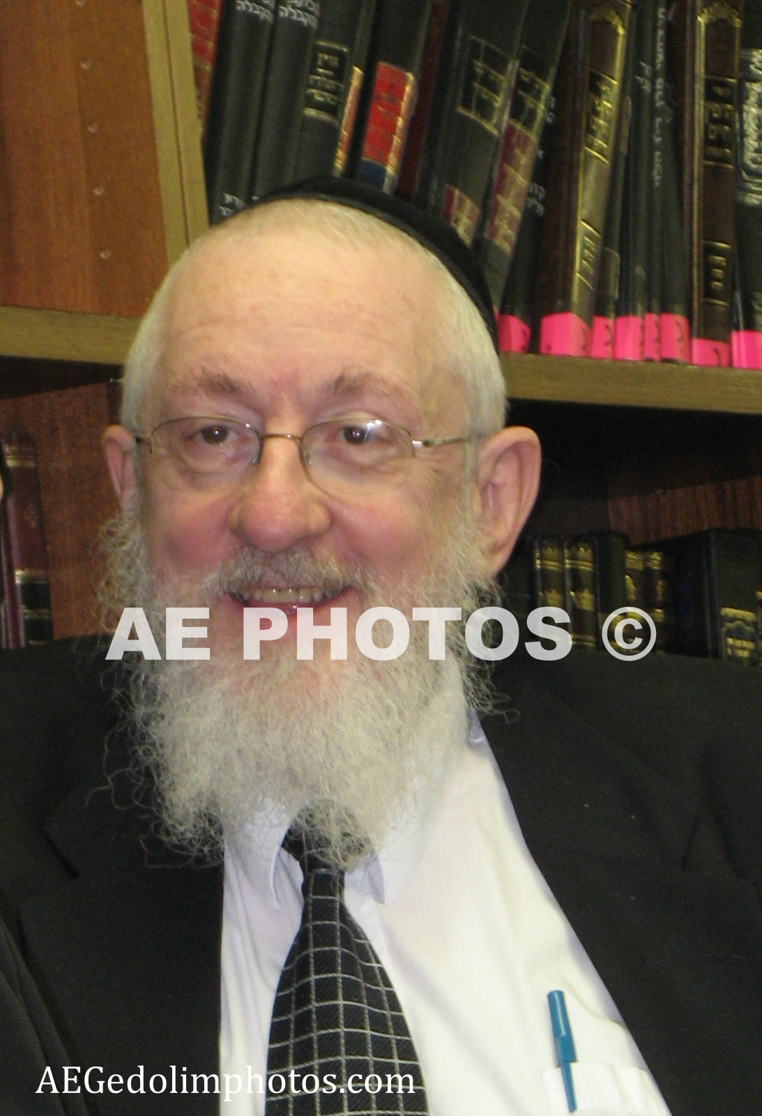 Rav Mordechai Rennert  R''Y Yeshivat Derech Chaim