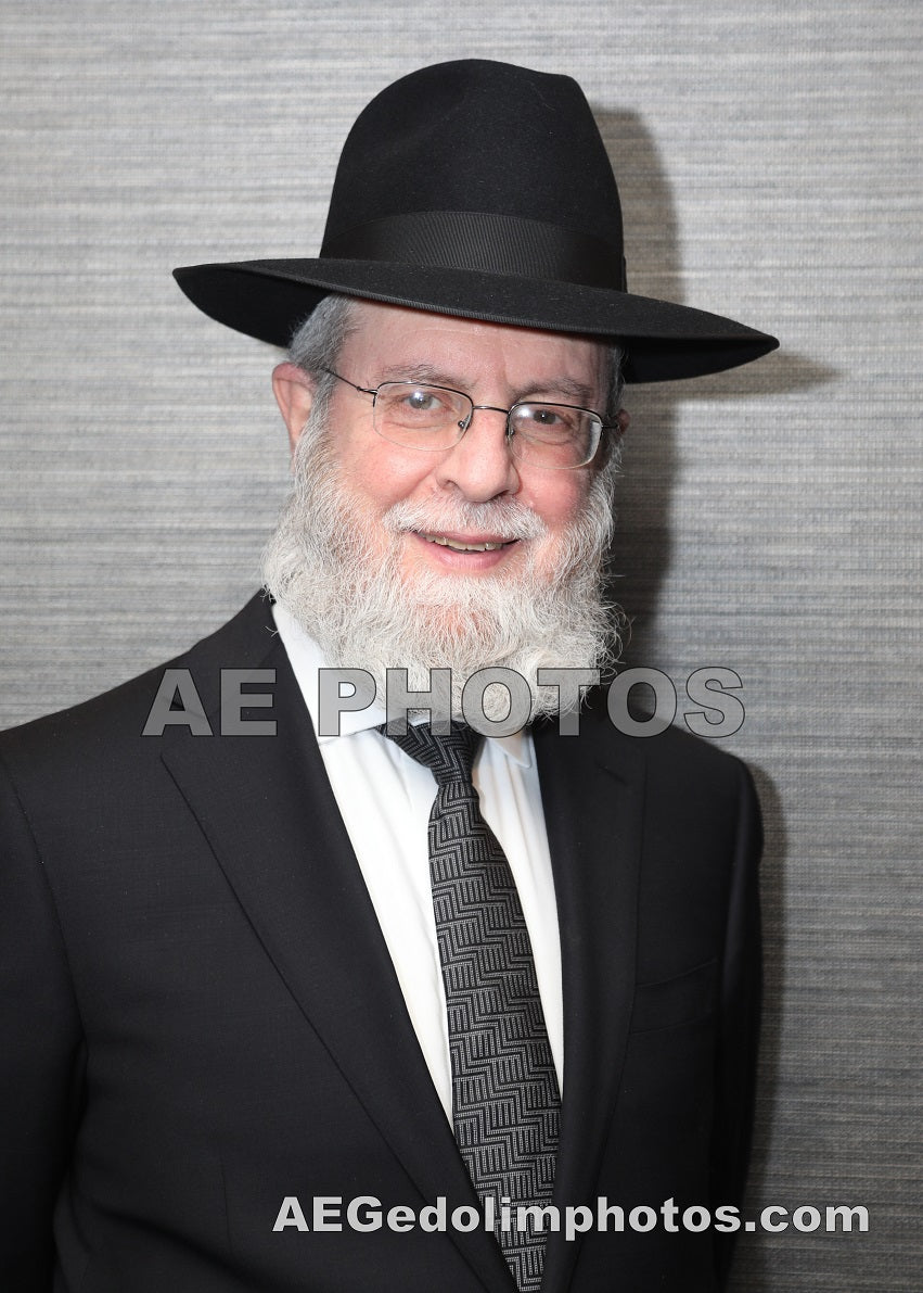 Rav Zev Cohen (Rav Khal Adas Yeshurun-Chicago)